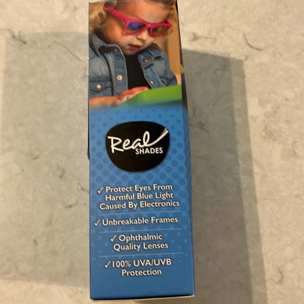 Kids blue light glasses new in box